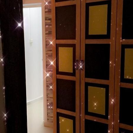 Apartament Shanti Boutique Netanja Zewnętrze zdjęcie